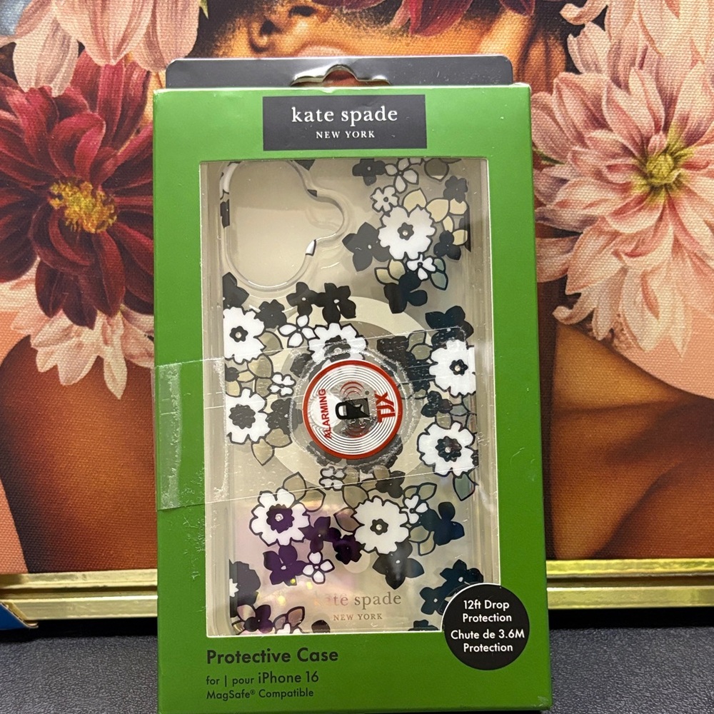 kate spade Black and White Floral iPhone 16 Case